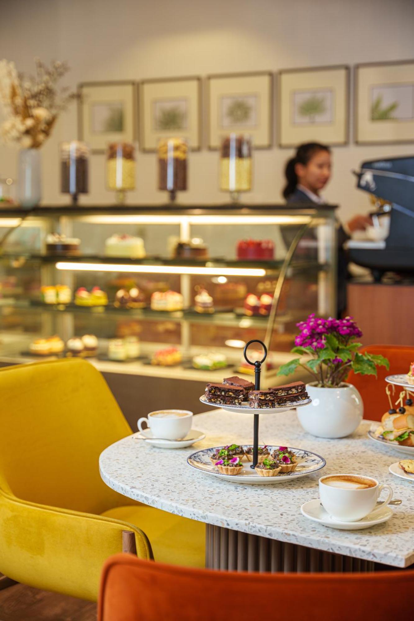 Hotel DLF Club 5 - Golf Course Road Gurgaon Zewnętrze zdjęcie