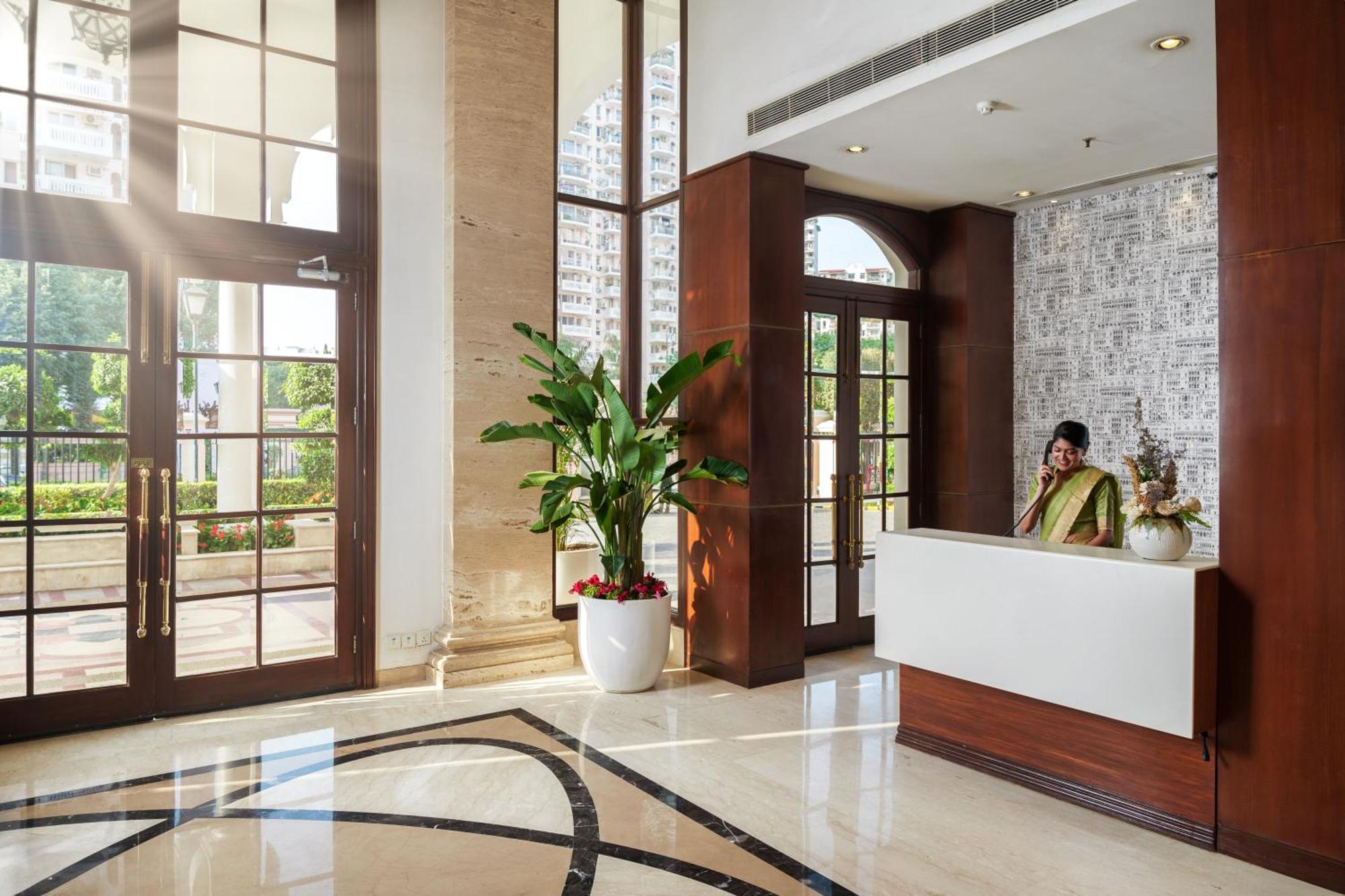 Hotel DLF Club 5 - Golf Course Road Gurgaon Zewnętrze zdjęcie