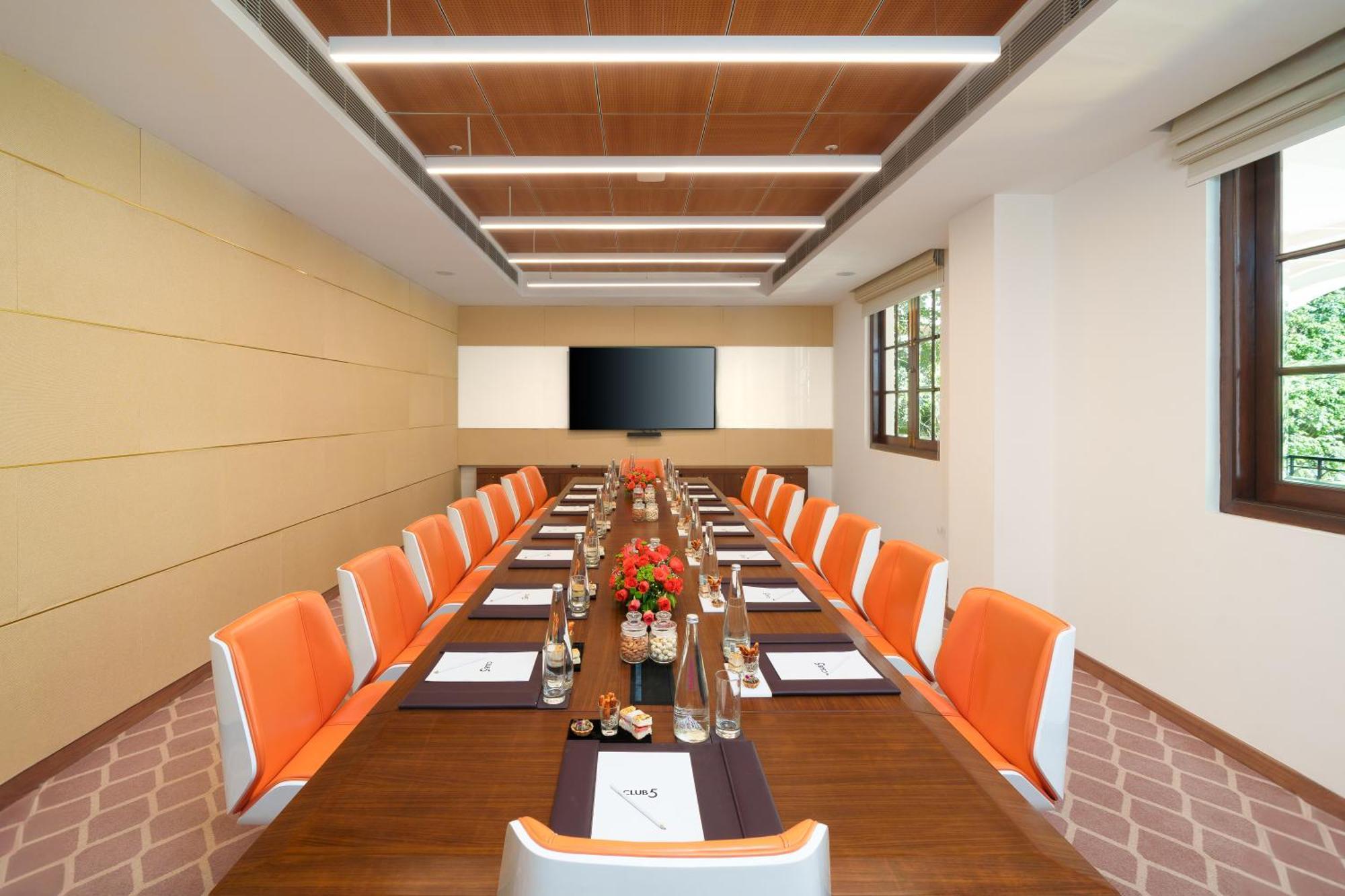 Hotel DLF Club 5 - Golf Course Road Gurgaon Zewnętrze zdjęcie