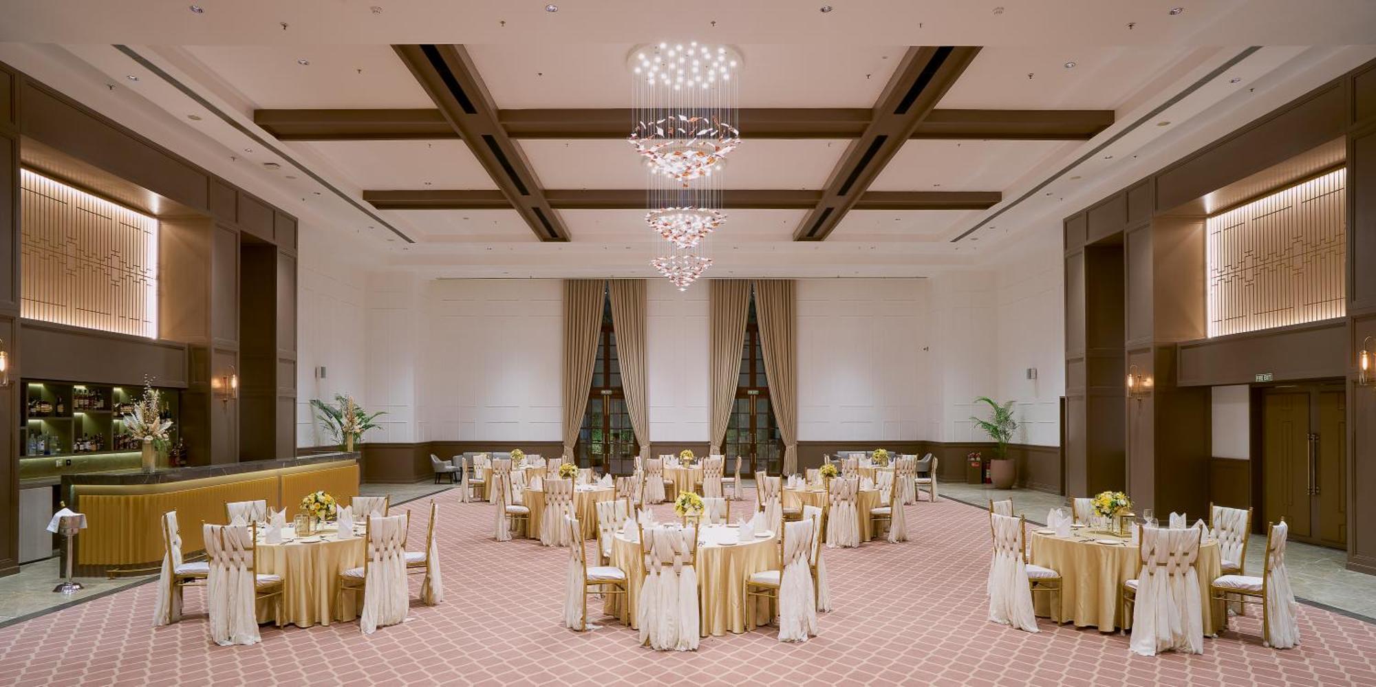 Hotel DLF Club 5 - Golf Course Road Gurgaon Zewnętrze zdjęcie