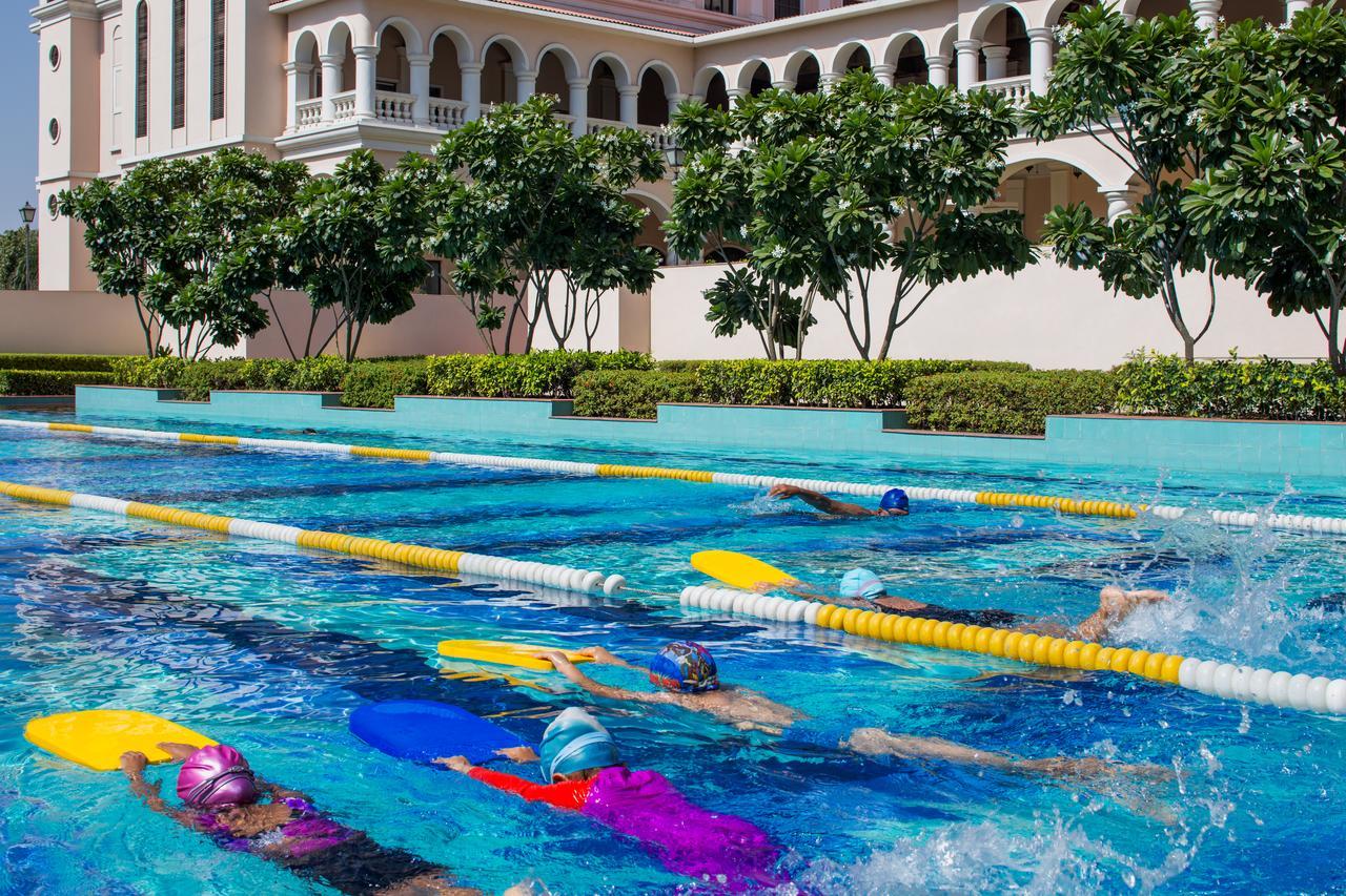 Hotel DLF Club 5 - Golf Course Road Gurgaon Zewnętrze zdjęcie